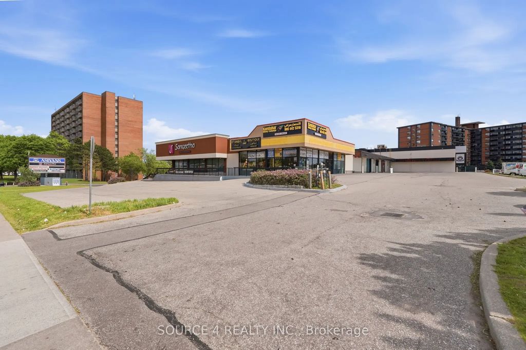 3601 Lawrence Avenue E, Toronto E09