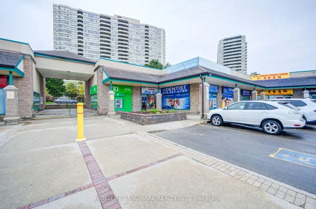 4 Greystone Walk Drive A6, Toronto E04