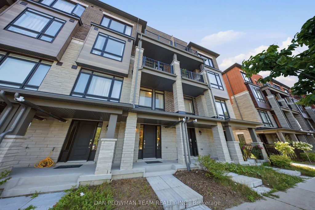 484 Salem Road S 10, Ajax