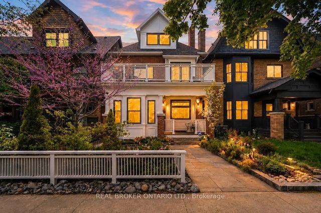 20 Brookmount Road, Toronto E02