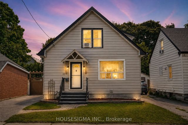 93 Brock Street W, Oshawa