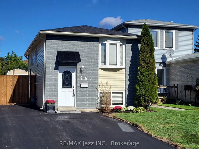 260 Lakeview Park Avenue, Oshawa