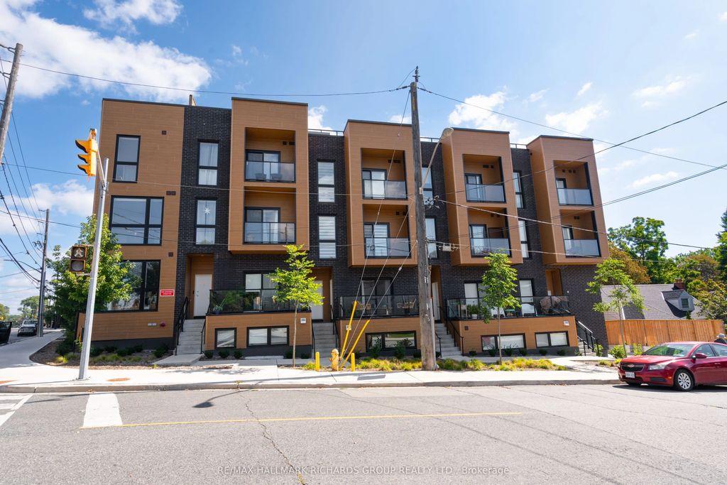 35 Birchcliff Avenue 4, Toronto E06