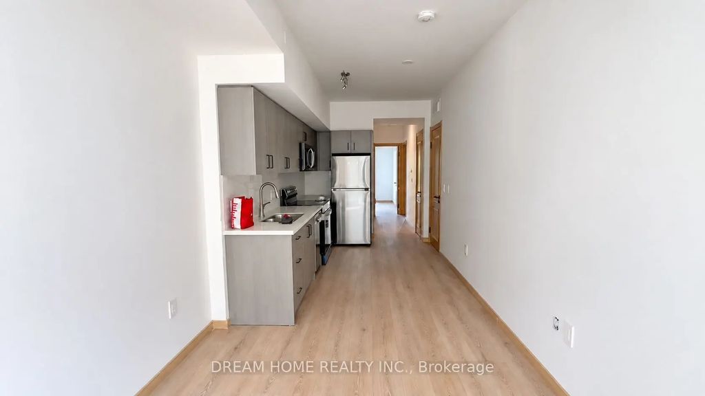3427 Sheppard Avenue E C2-203, Toronto E05