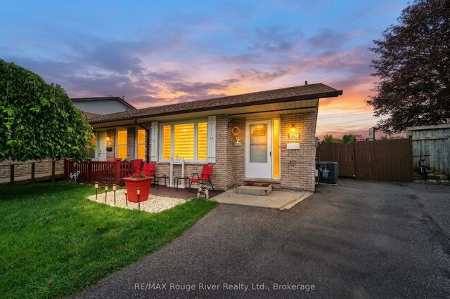 607 Foxrun Court, Oshawa