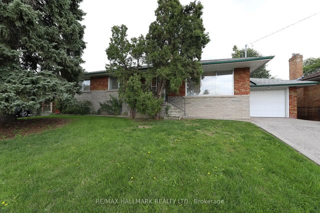 41 Commons Drive, Toronto E05