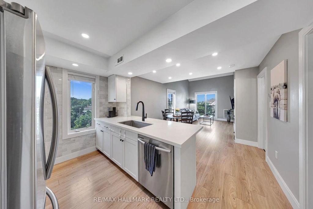 106 Petra Way 3, Whitby