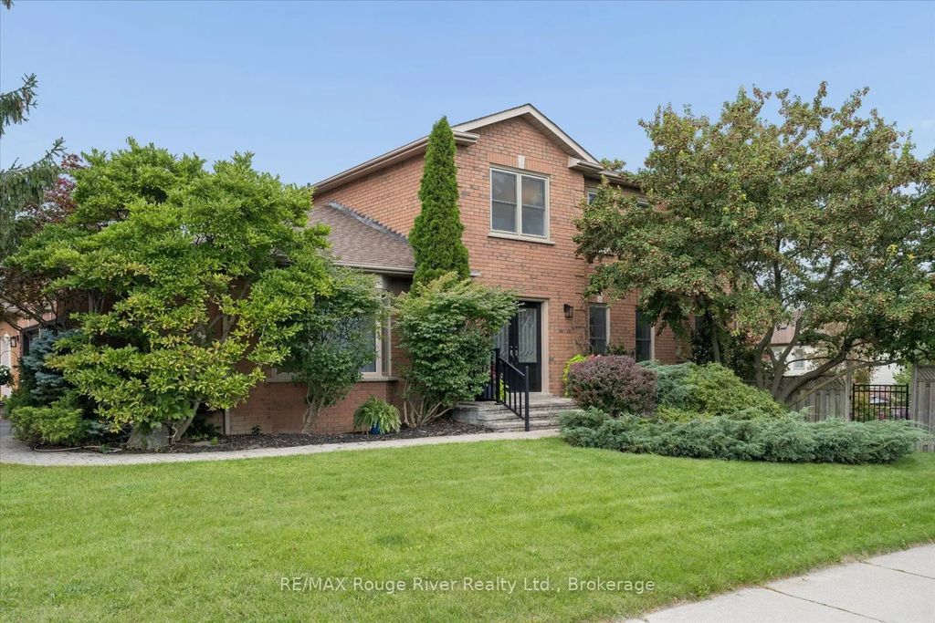 1 Gowan Drive, Whitby