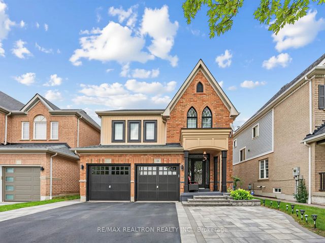 15 Middlecote Drive, Ajax
