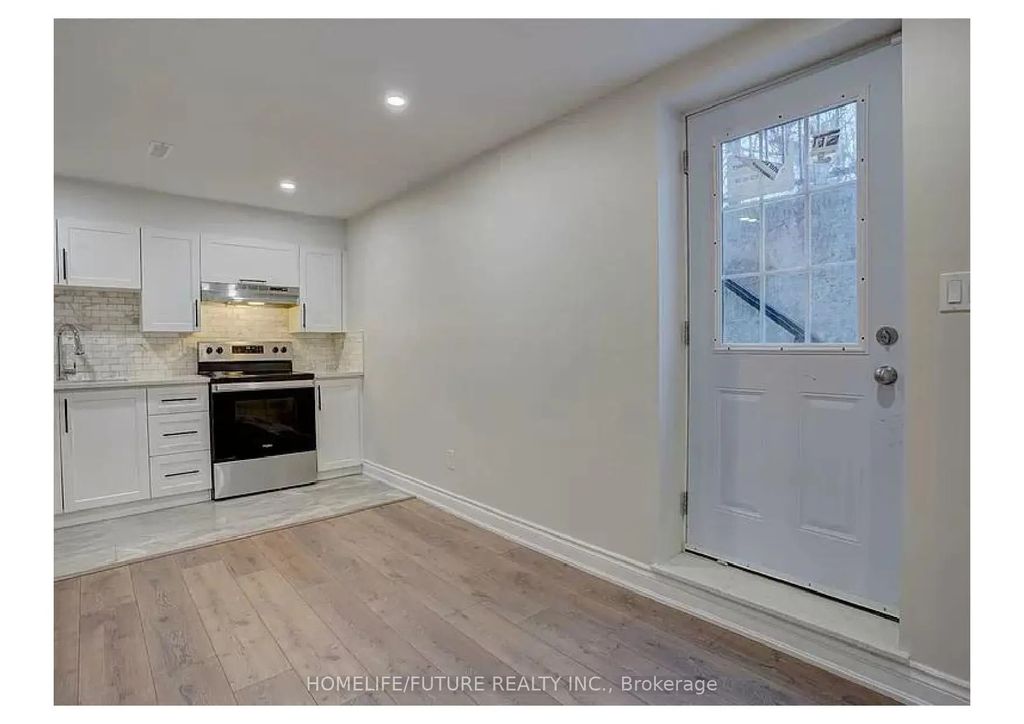 76 Dalmatian Crescent Bsmt, Toronto E10