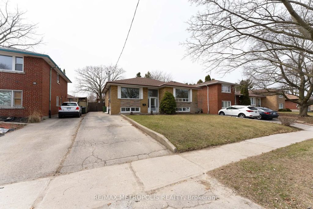 20 Perivale Crescent, Toronto E09
