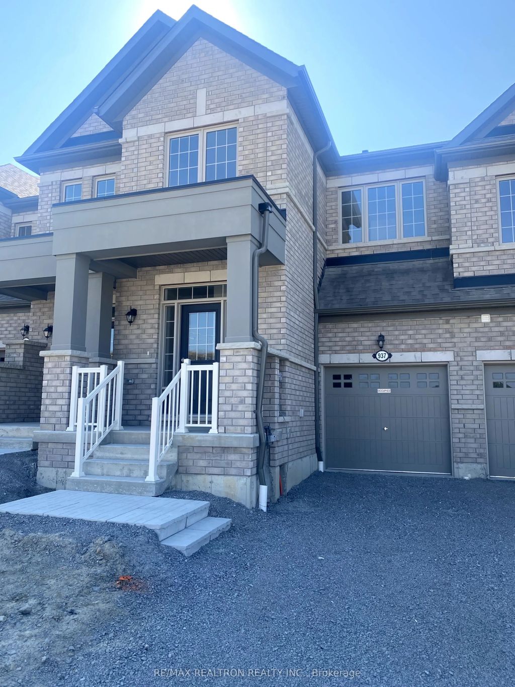 937 Elizabeth Mackenzie Drive, Pickering