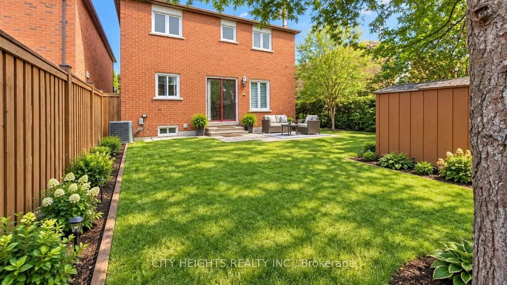 120 Littles Road Upper Level, Toronto E11