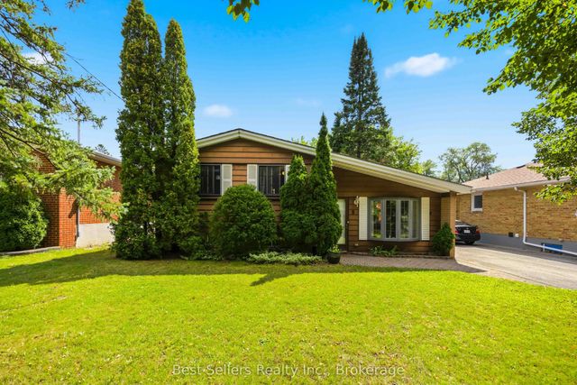 5 Benfrisco Crescent, Toronto E09