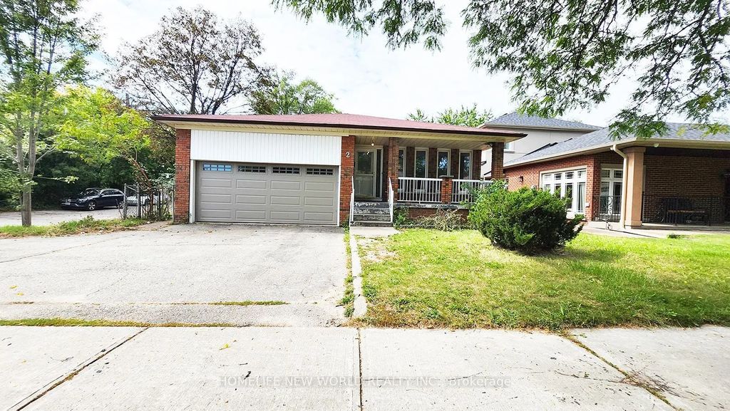 2 Arkona Drive, Toronto E05