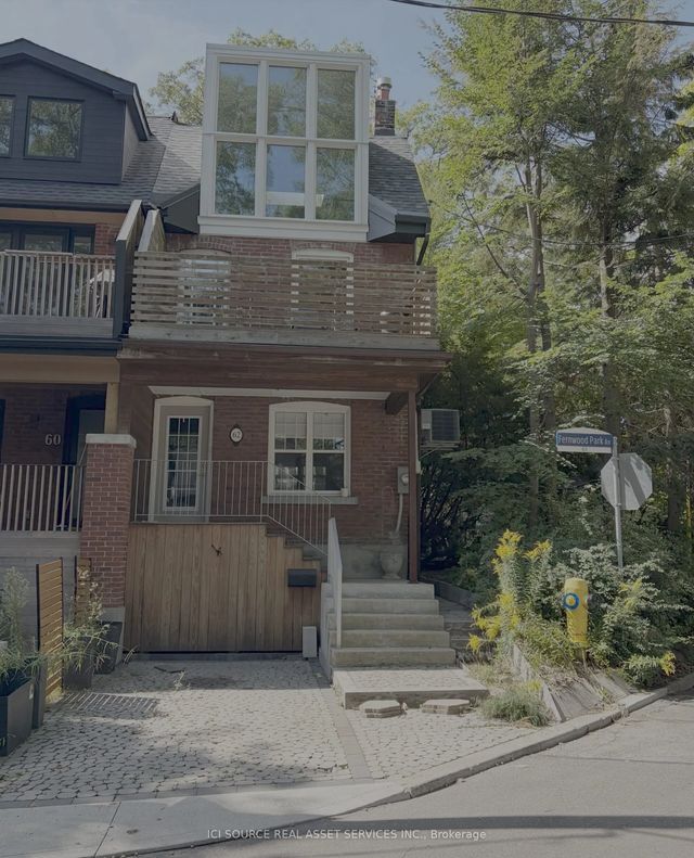 62 Fernwood Park Avenue Upper, Toronto E02