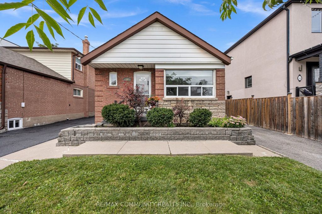 50 Joanith Drive, Toronto E03