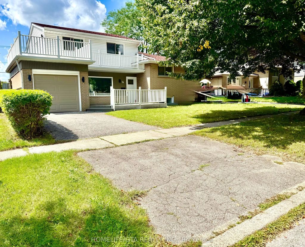 14 Heatherwood Road, Ajax