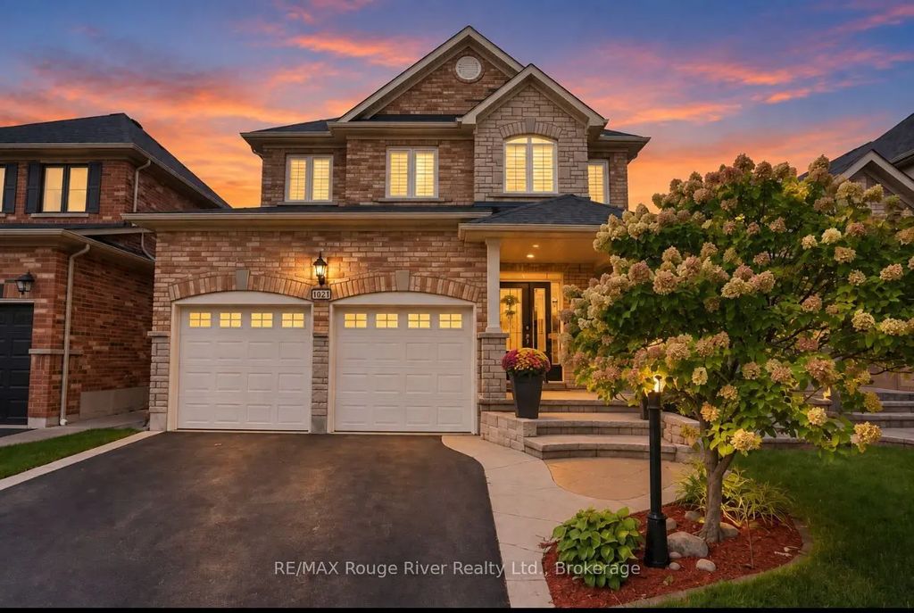 104 Fencerow Drive, Whitby