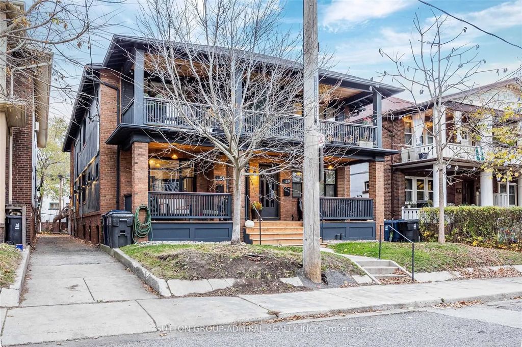 51 Wineva Avenue Upper, Toronto E02