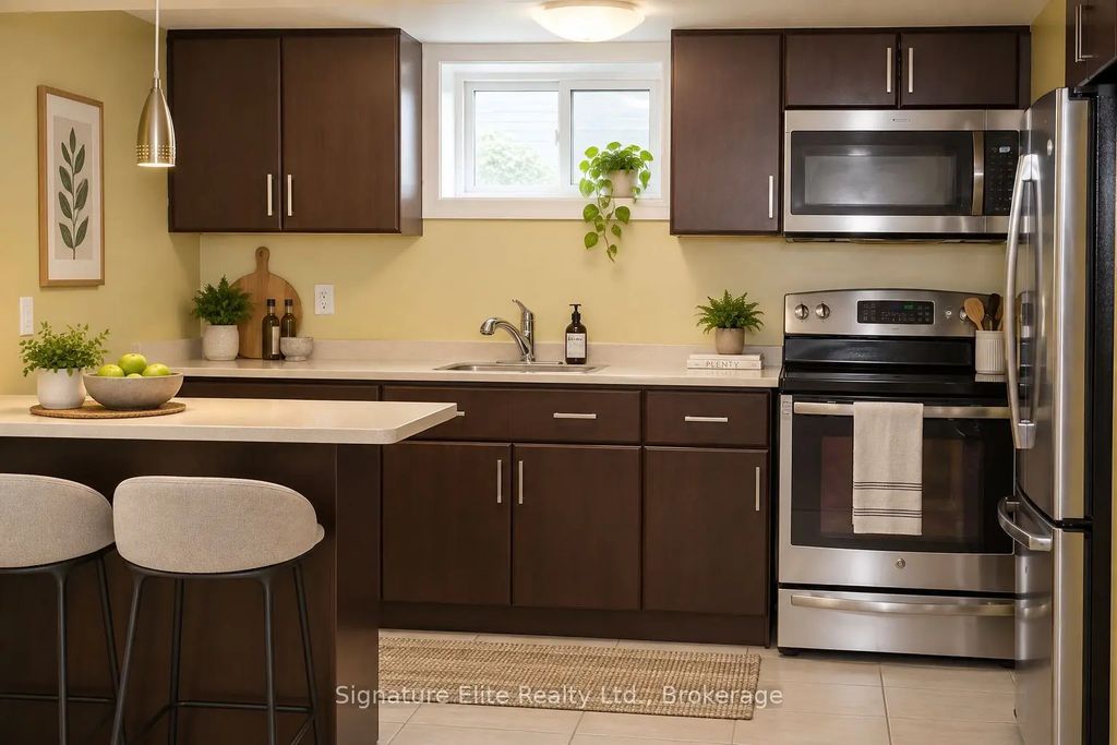 7 Kencliff Crescent Lower, Toronto E09