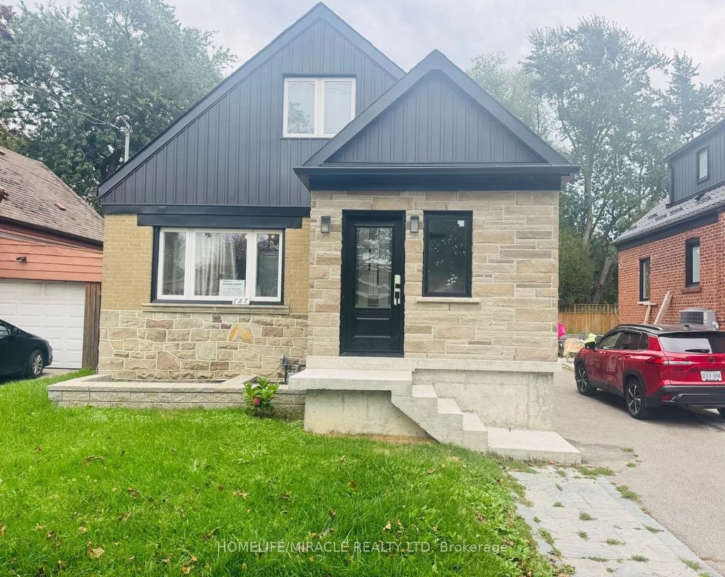 127 Presley Avenue, Toronto E04