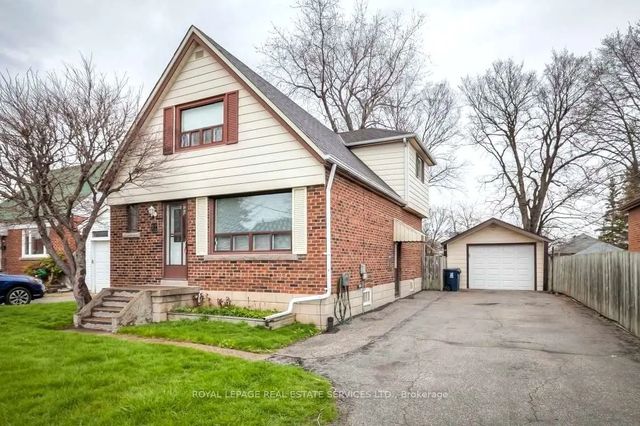12 Coniston Road Main, Toronto E04