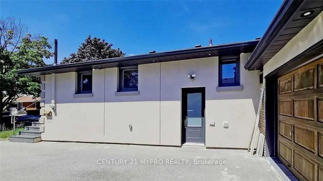 23 Mozart Avenue Bsmt, Toronto E04