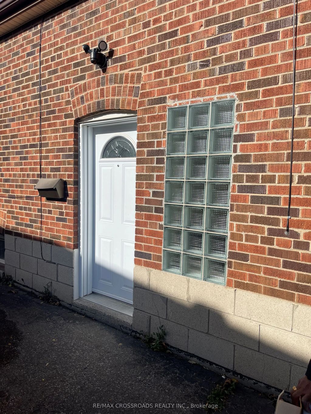 56 Harris Park Drive, Toronto E04