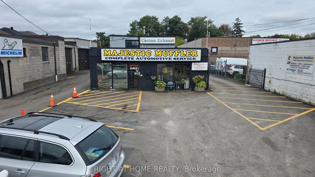 6462 Kingston Road, Toronto E10