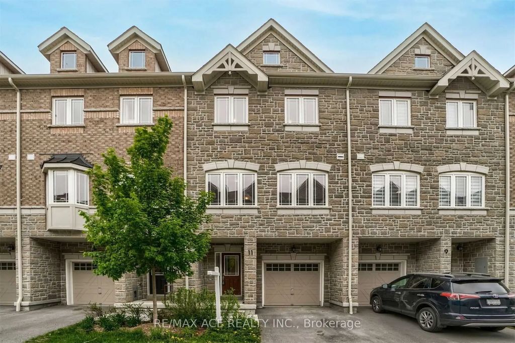 11 Waterstone Way, Whitby