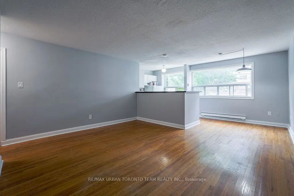1346 Queen Street E 1, Toronto E01