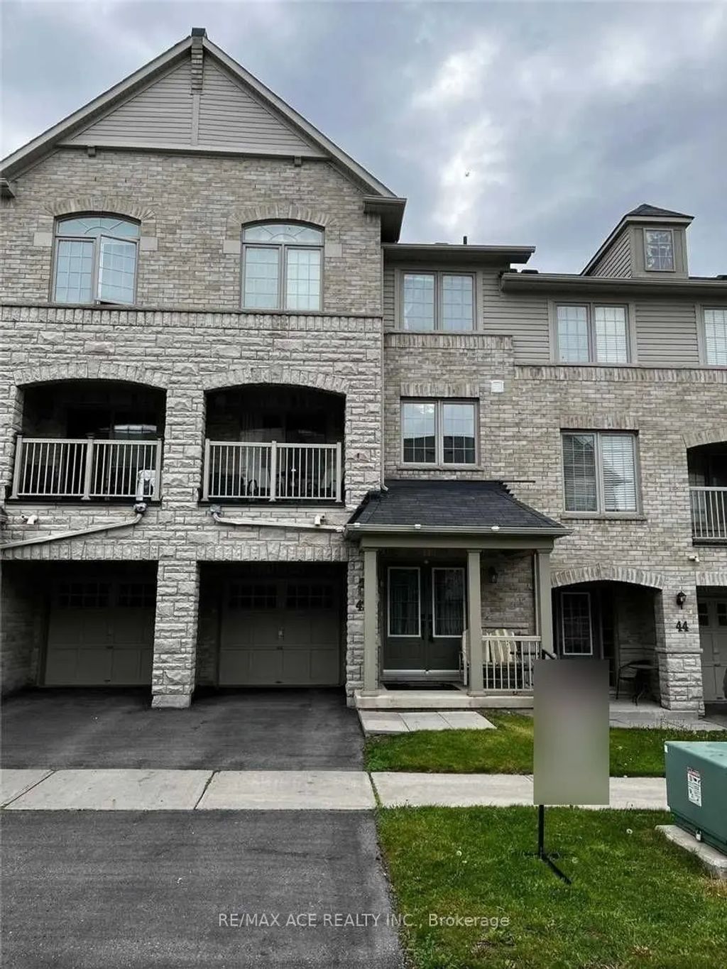 42 Linnell Street, Ajax