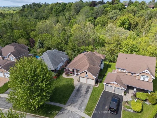 1028 Highbrooke Court, Oshawa