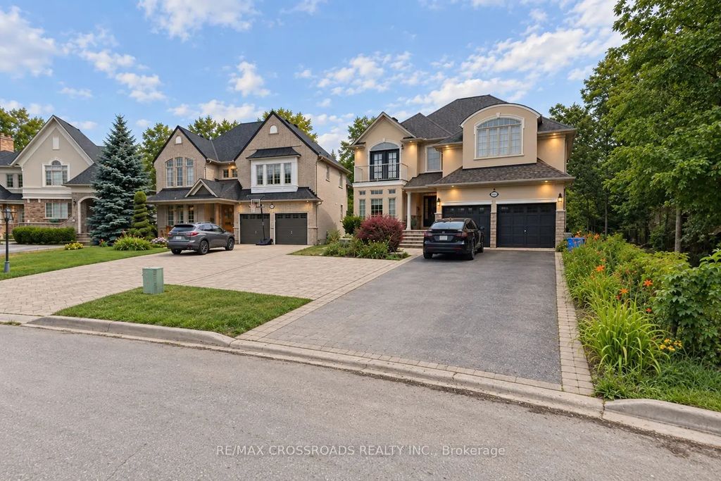1653 Goldenridge Road, Pickering