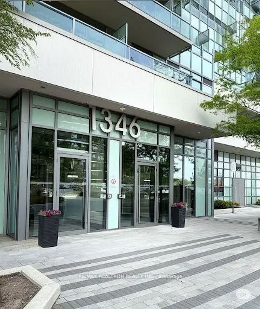 1346 Danforth Road 1513, Toronto E08