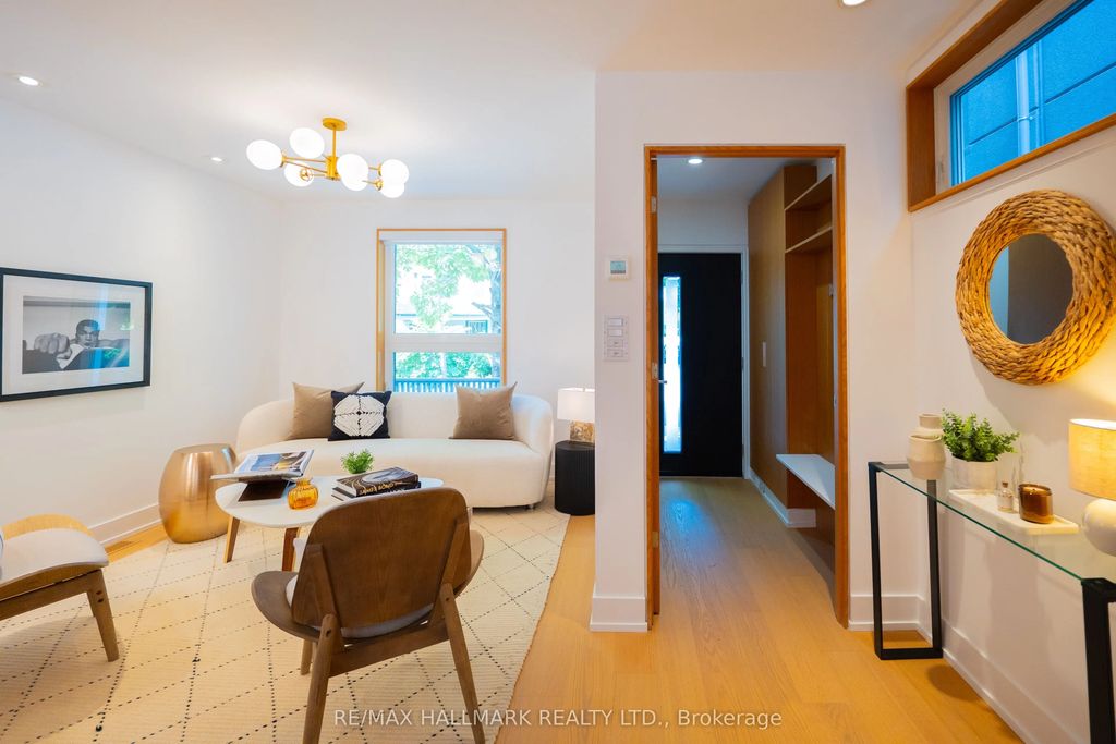 83 Condor Avenue, Toronto E01