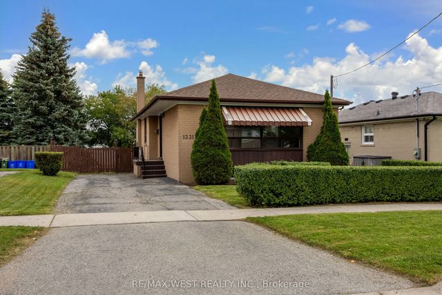 1331 Sharbot Street, Oshawa