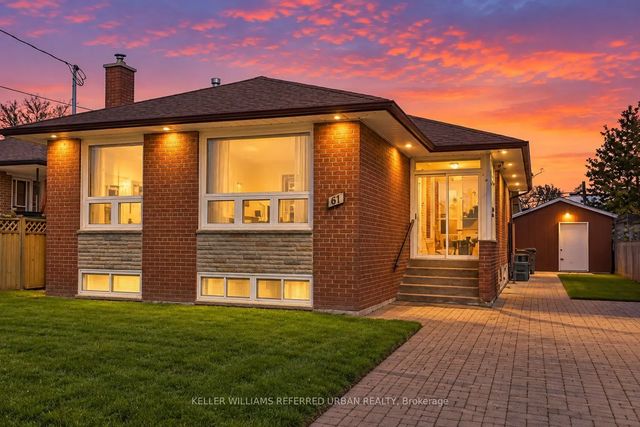 47 Crosland Drive, Toronto E04