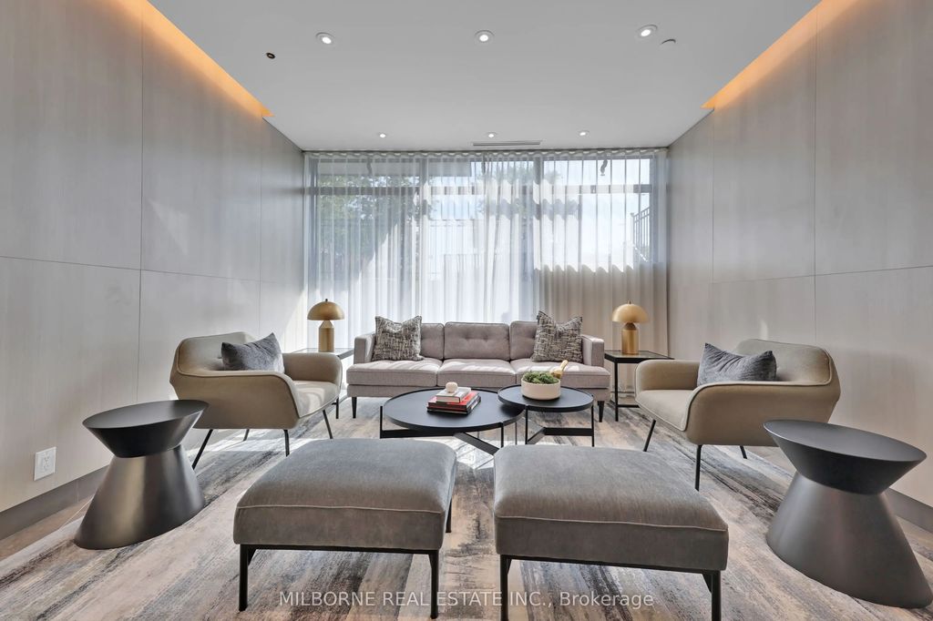 2 Manderley Drive 404, Toronto E06