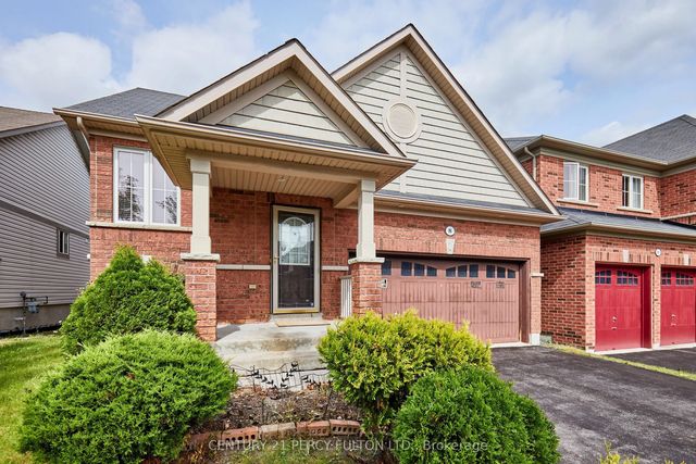 8 Knowles Street, Ajax