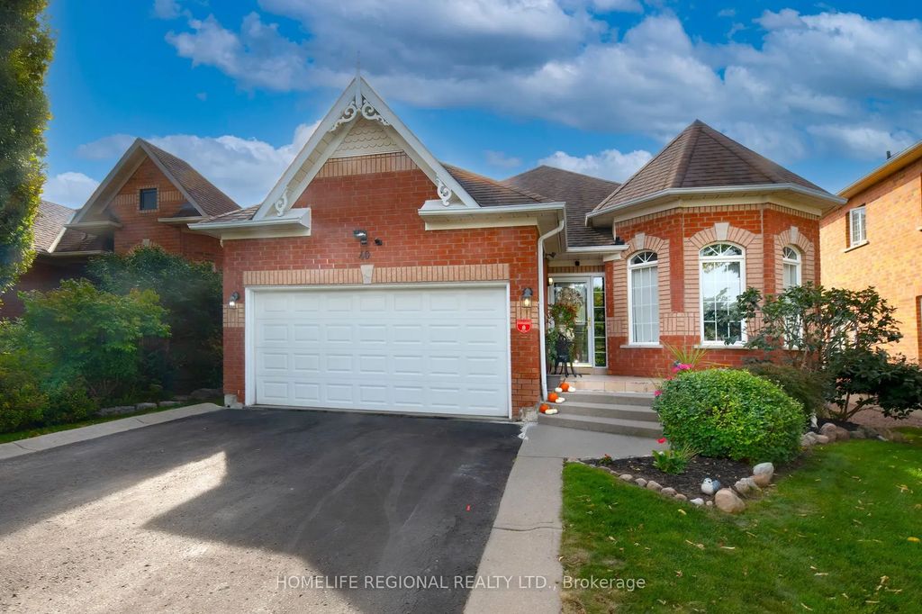 40 Arnold Crescent, Whitby