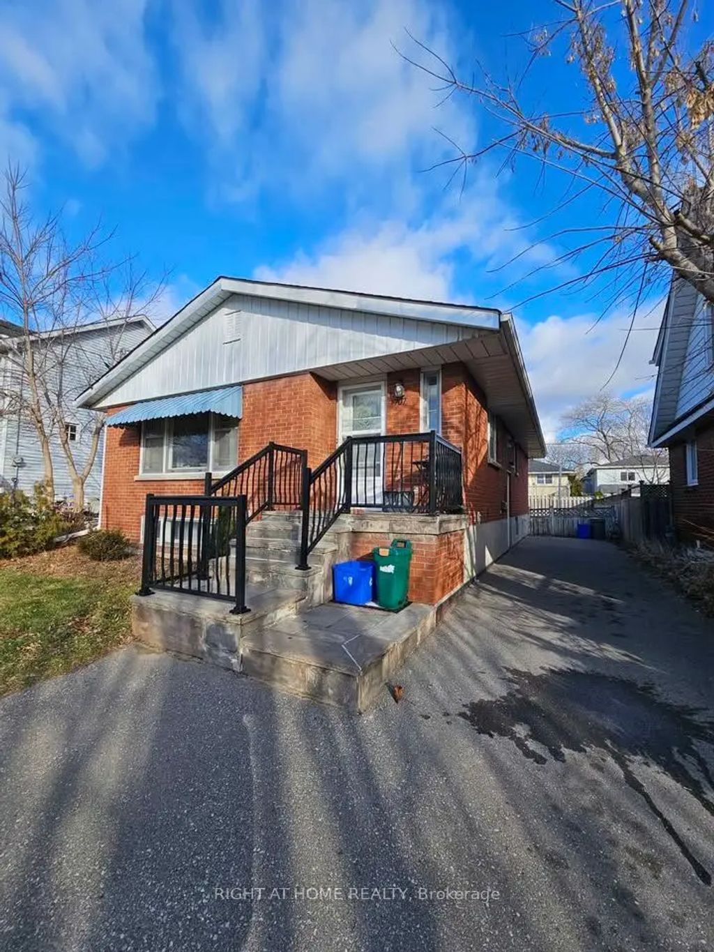 707 Hortop Street Lower, Oshawa