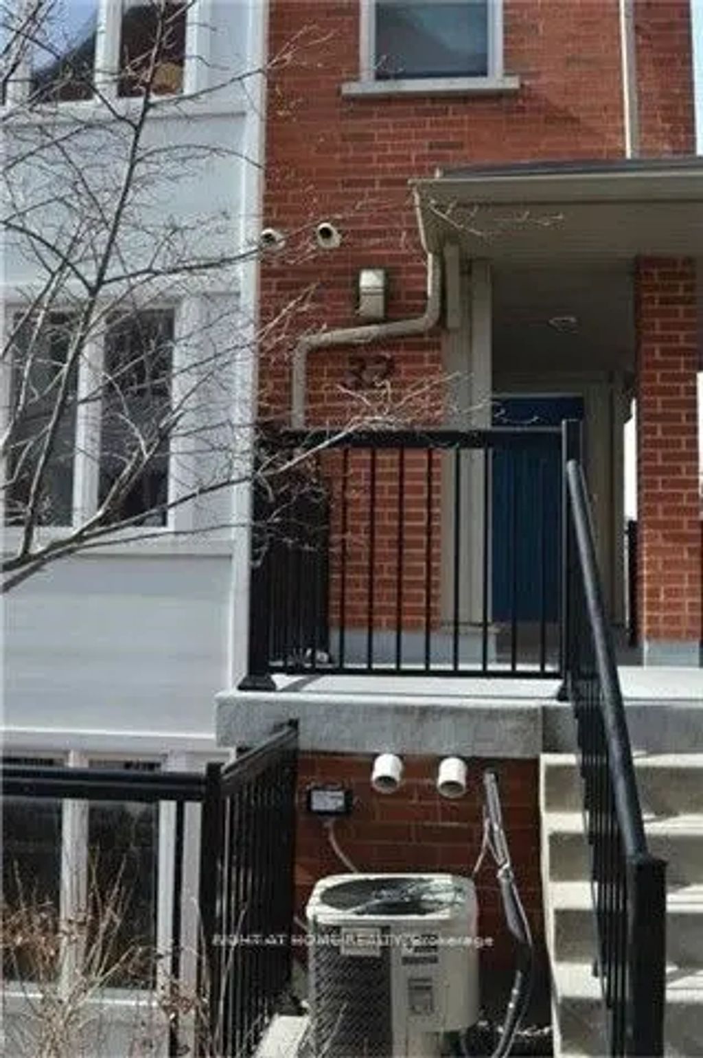 32 Florence Wyle Lane 2, Toronto E01