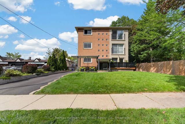 10 Lincoln Street, Ajax
