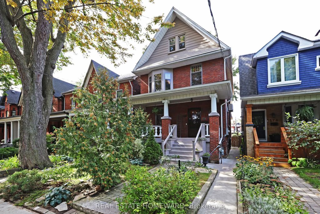 174 Heward Avenue, Toronto E01