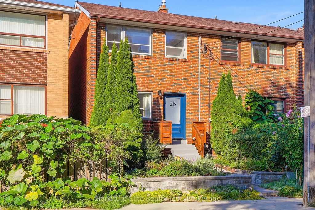 26 Egan Avenue, Toronto E01