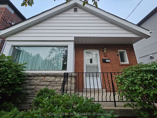 45 Norlong Boulevard Main, Toronto E03