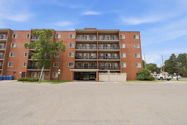 131 Taunton Road E 204, Oshawa