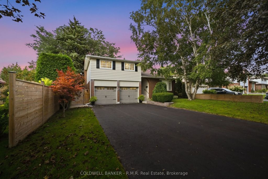 946 Beaufort Court, Oshawa